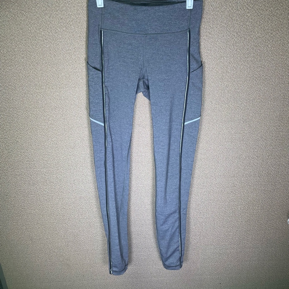 Women 🩶lululemon athletica speed up Leggings, Size 4